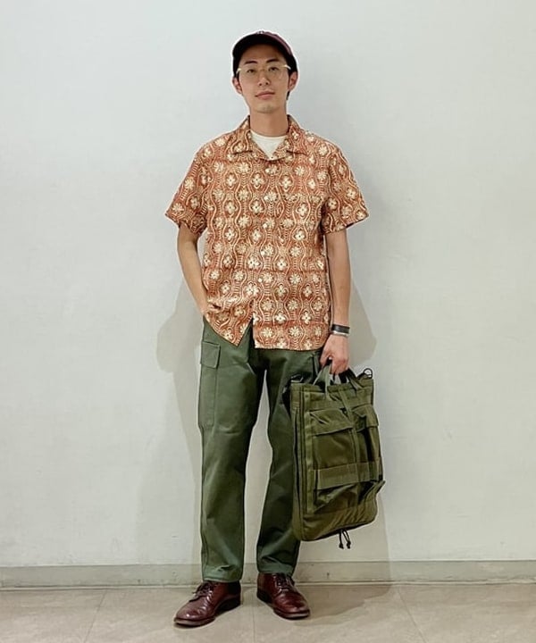 極美品】ビームスプラス別注 BRIEFING COCKPIT BAG オリーブ BRIEFING