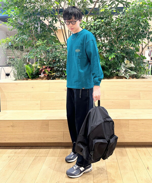 B:MING LIFE STORE by BEAMSのPACKING x B:MING by BEAMS / 別注 2ポケット バックパックを使ったコーディネートを紹介します。｜Rakuten Fashion(楽天ファッション／旧楽天ブランドアベニュー)2892202