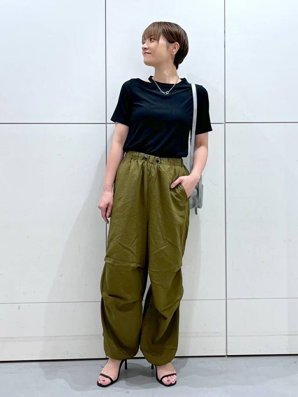 LAKOLEのコーディネートを紹介します。｜Rakuten Fashion(楽天ファッション／旧楽天ブランドアベニュー)2895286