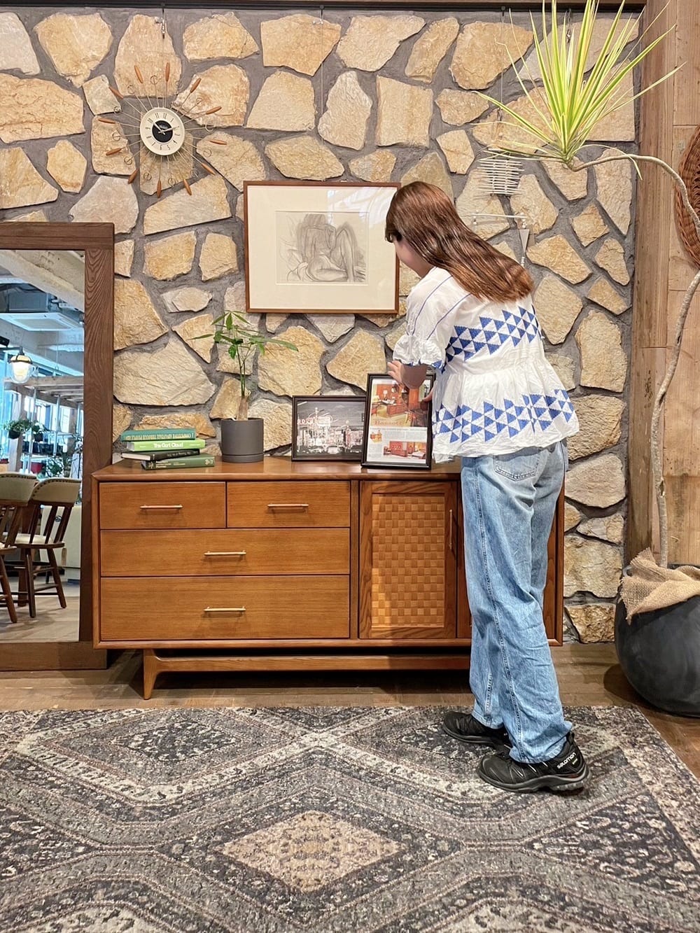 journal standard FurnitureのBRENTWOOD RUG 140x200 ブレントウッド ラグを使ったコーディネートを紹介します。｜Rakuten Fashion(楽天ファッション／旧楽天ブランドアベニュー)2943047