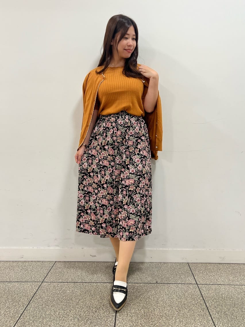 LAURA ASHLEYのカミール柄 トートバッグを使ったコーディネートを紹介します。｜Rakuten Fashion(楽天ファッション／旧楽天ブランドアベニュー)2953578