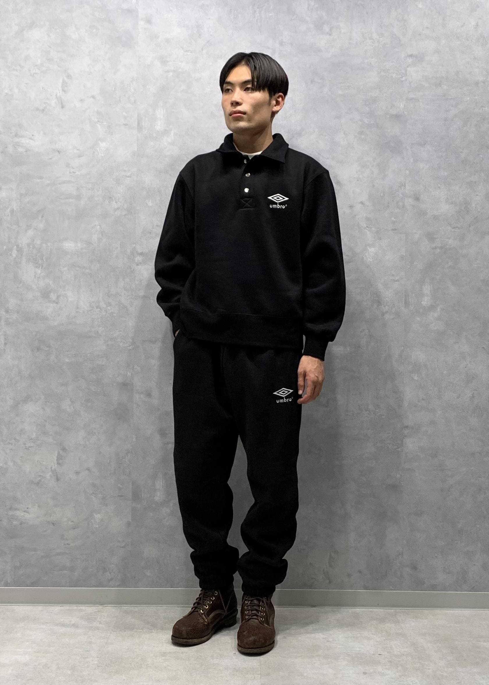 ADAM ET ROPE'の《別注》【UMBRO】Sweat Pants / UNISEXを使った