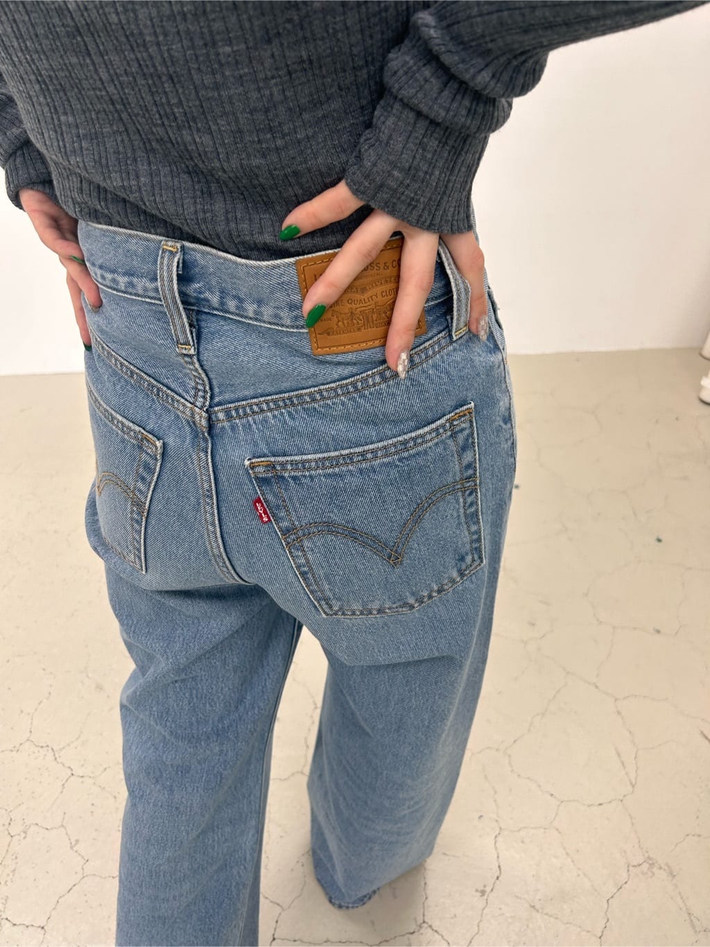 SLYのLEVI'S別注 RIBCAGE WIDE LEGを使ったコーディネート | Rakuten