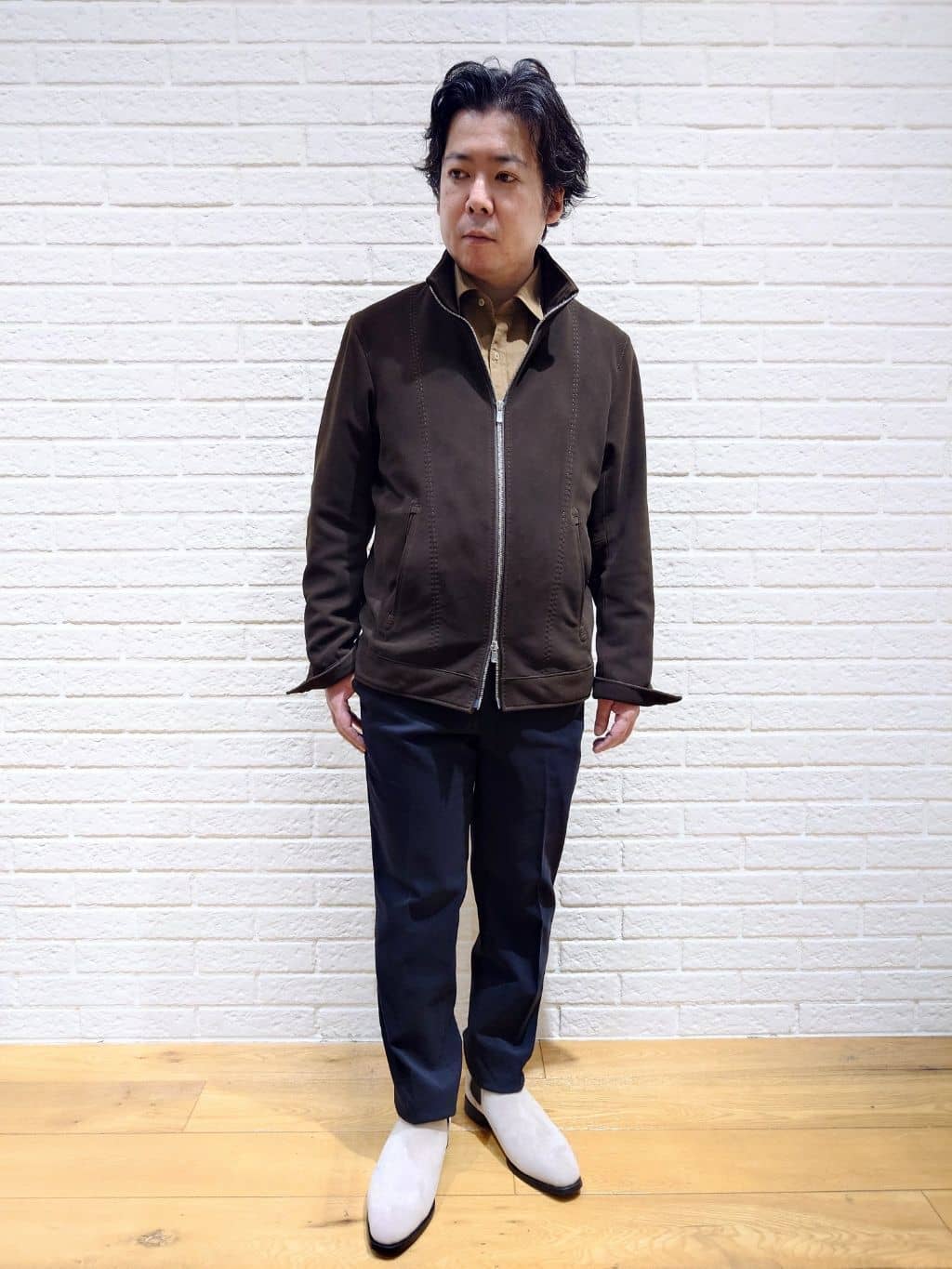 MEN'S BIGIのラムスエードスタンドカラーブルゾンを使ったコーディネートを紹介します。｜Rakuten Fashion(楽天ファッション／旧楽天ブランドアベニュー)2981846