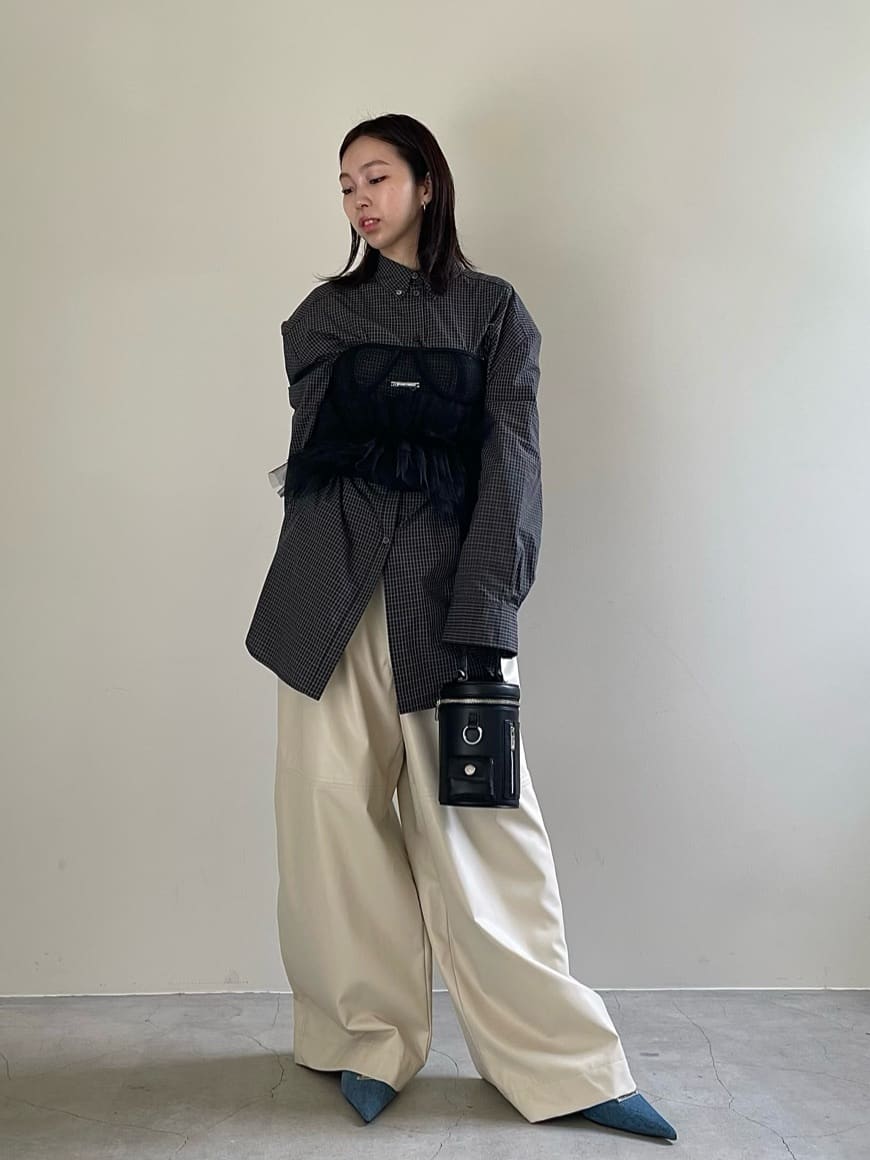 PRANK PROJECTのフェイクレザーボリュームワイドパンツ / Synthetic Leather Voluminous Wide Pantsを使ったコーディネートを紹介します。｜Rakuten Fashion(楽天ファッション／旧楽天ブランドアベニュー)3007466