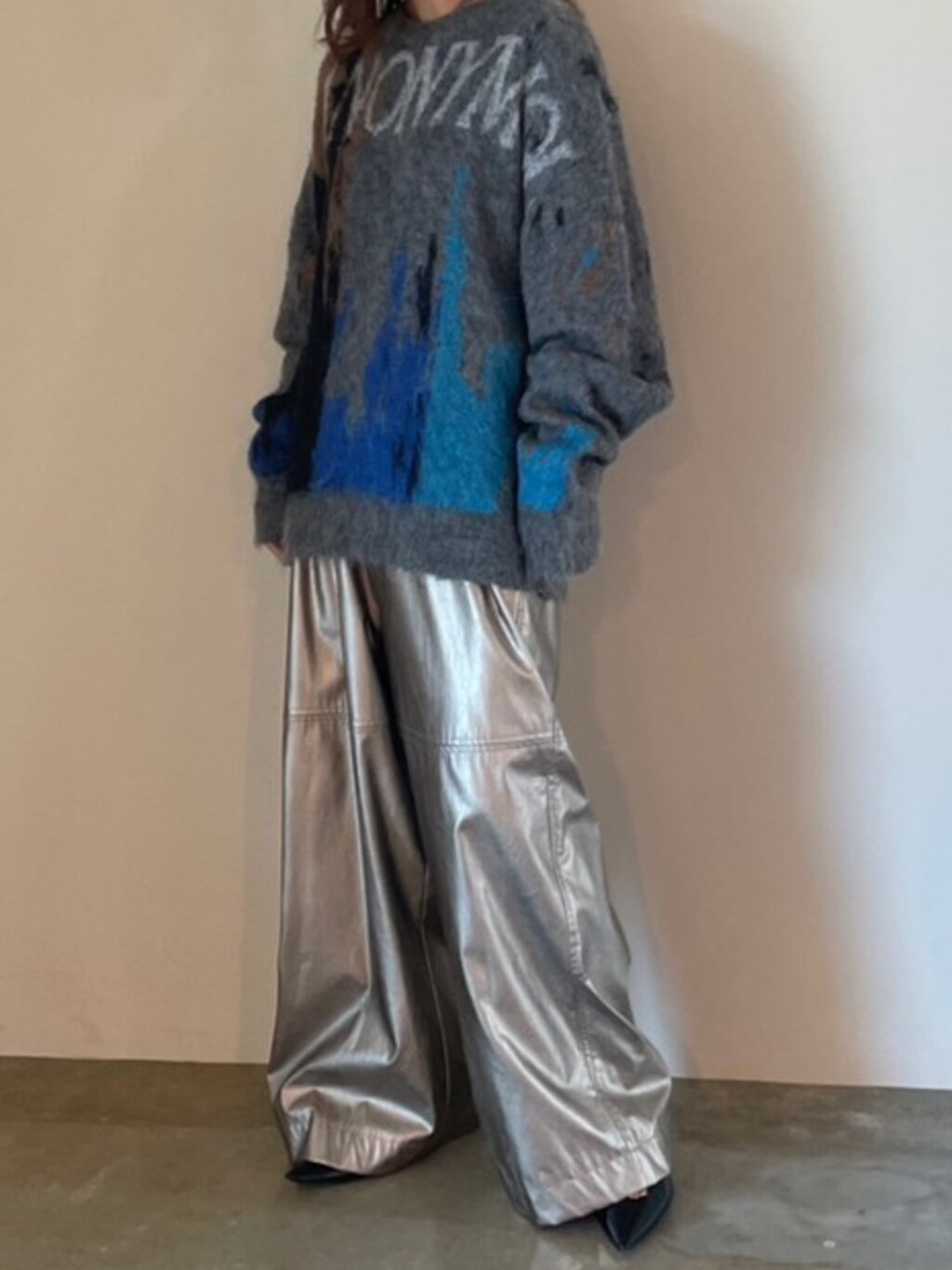 PRANK PROJECTのフェイクレザーボリュームワイドパンツ / Synthetic Leather Voluminous Wide Pantsを使ったコーディネートを紹介します。｜Rakuten Fashion(楽天ファッション／旧楽天ブランドアベニュー)3007469