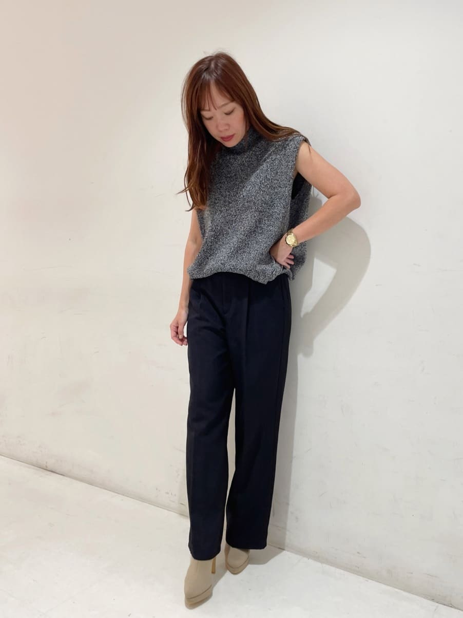 ESPERANZAのアーモンドトゥヒールストレッチニットショートブーツを使ったコーディネートを紹介します。｜Rakuten Fashion(楽天ファッション／旧楽天ブランドアベニュー)3008599