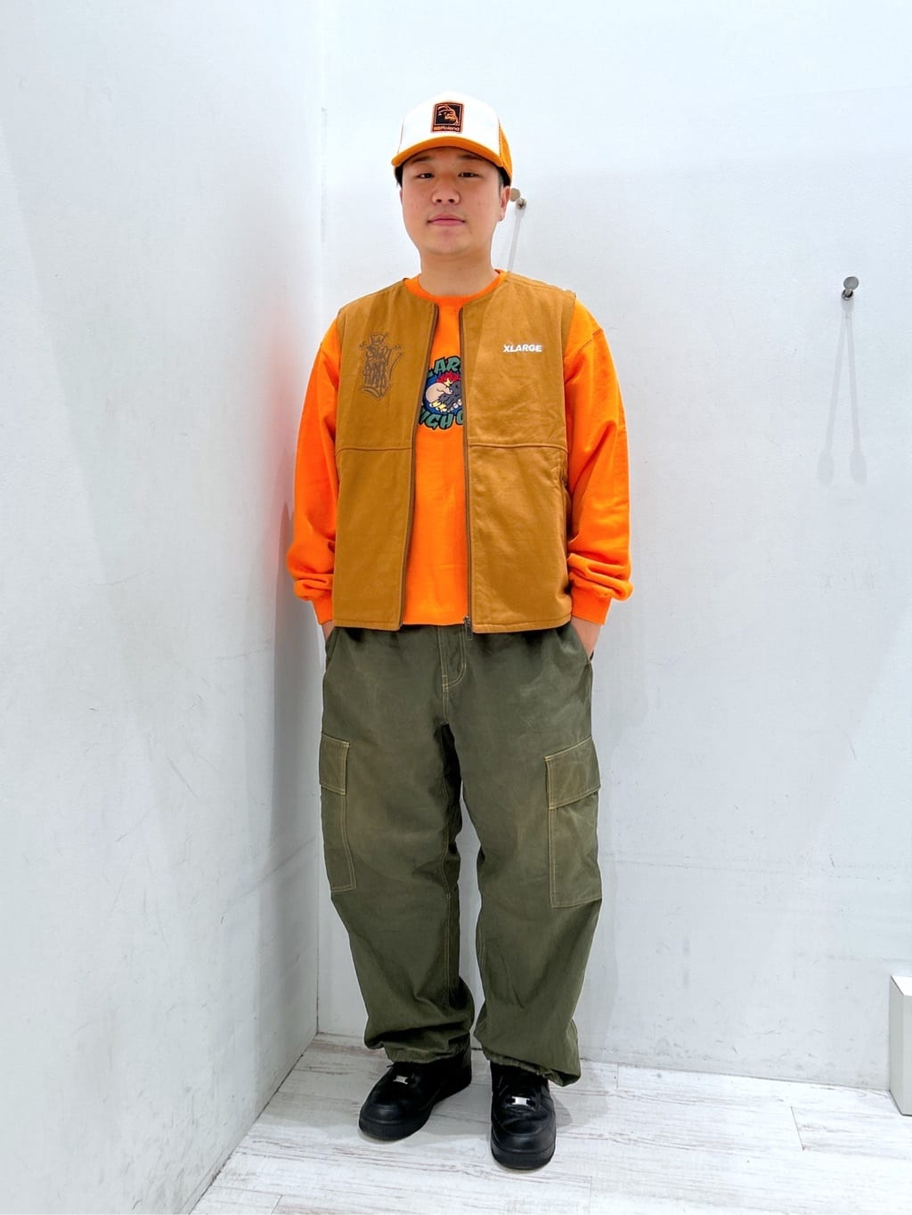 XLARGEのSTITCHED RESORT CARGO PANTS XLARGE カーゴパンツ XLARGEを