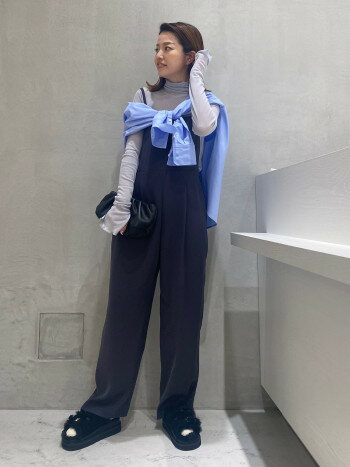 Rouge vif la cleのダブルクロス サロペットを使ったコーディネートを紹介します。｜Rakuten Fashion(楽天ファッション／旧楽天ブランドアベニュー)3015775