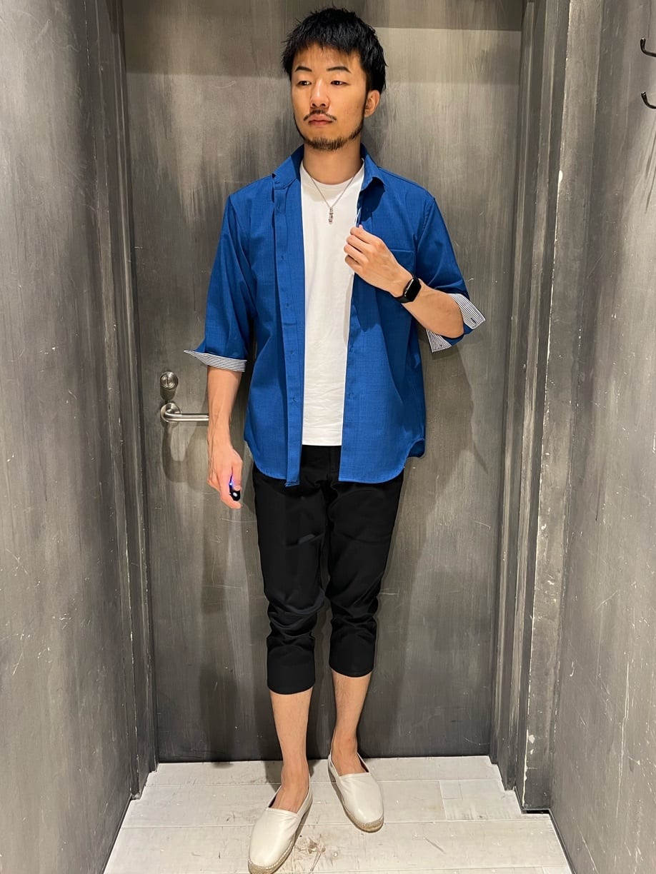 MEN'S BIGIのポリエステルカチオン七分袖ワイドカラーシャツを使ったコーディネートを紹介します。｜Rakuten Fashion(楽天ファッション／旧楽天ブランドアベニュー)3020659
