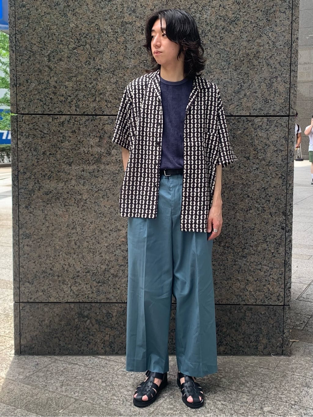 417 EDIFICEのコーディネートを紹介します。｜Rakuten Fashion(楽天ファッション／旧楽天ブランドアベニュー)3025158