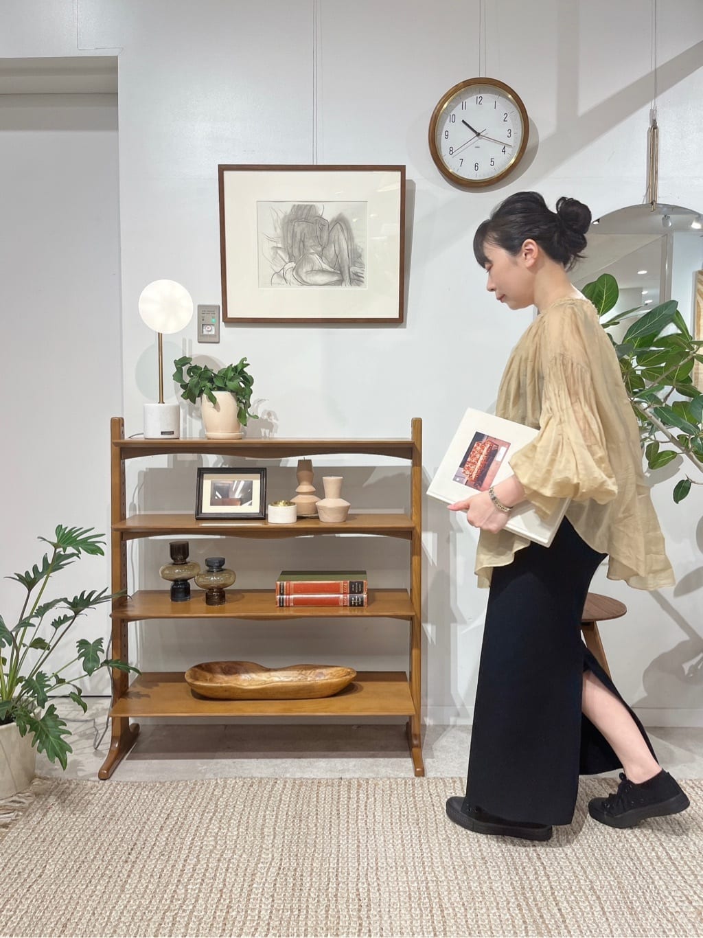 journal standard Furnitureの【HENRI MATISSE/アンリ マティス】MATISSE DRAWING MODEL STUDY ポスターを使ったコーディネートを紹介します。｜Rakuten Fashion(楽天ファッション／旧楽天ブランドアベニュー)3026574