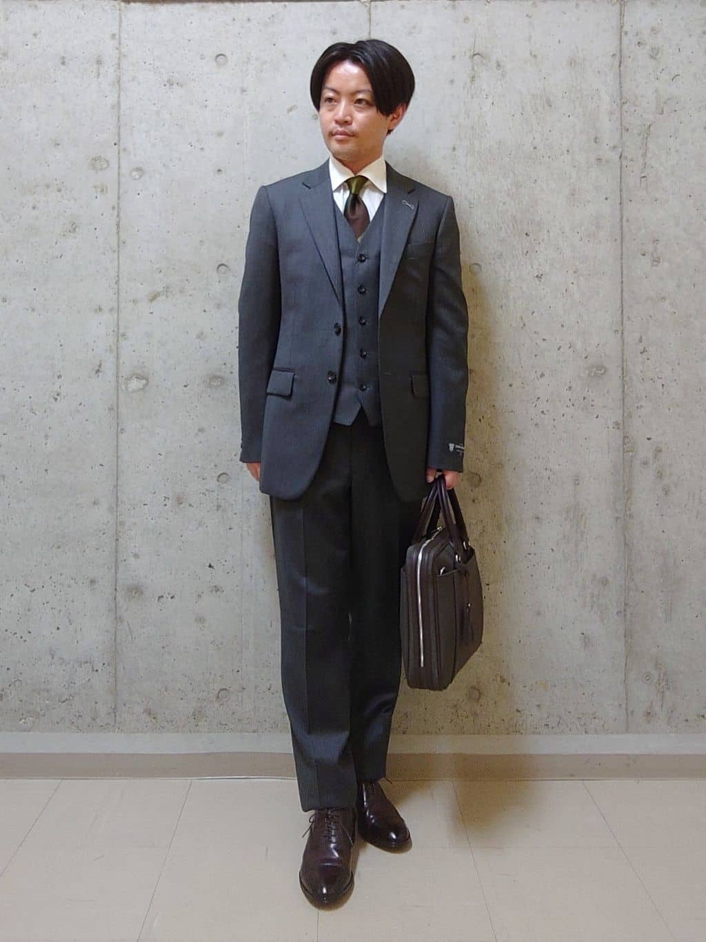 TAKEO KIKUCHIの【DORMEUIL】プルネル ヘリンボン スーツ/AMADEUS 365