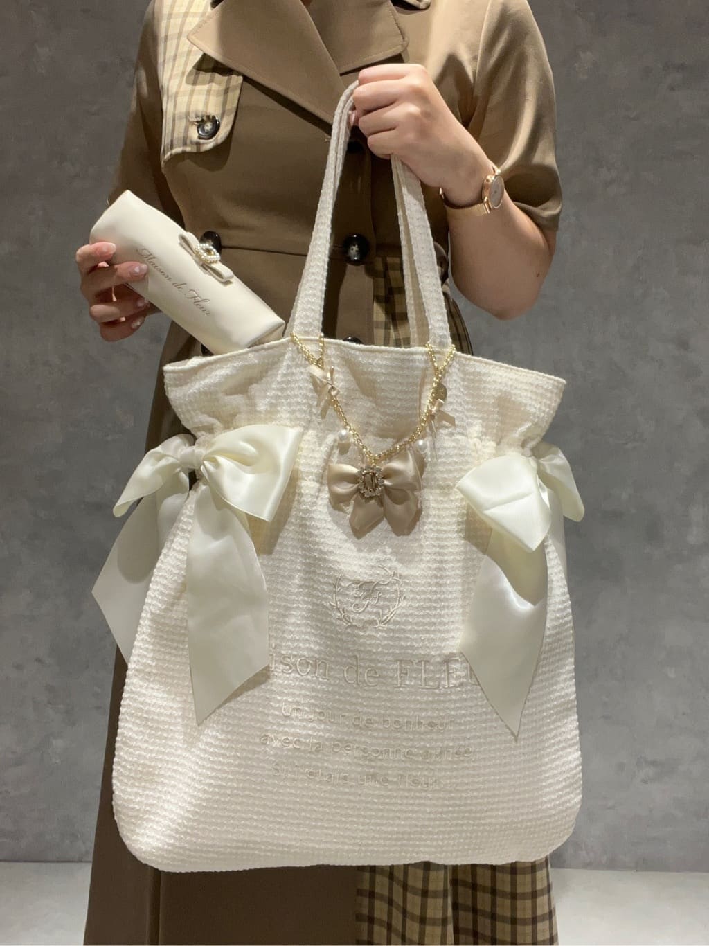 Maison de FLEURのコーディネートを紹介します。｜Rakuten Fashion(楽天ファッション／旧楽天ブランドアベニュー)3040952