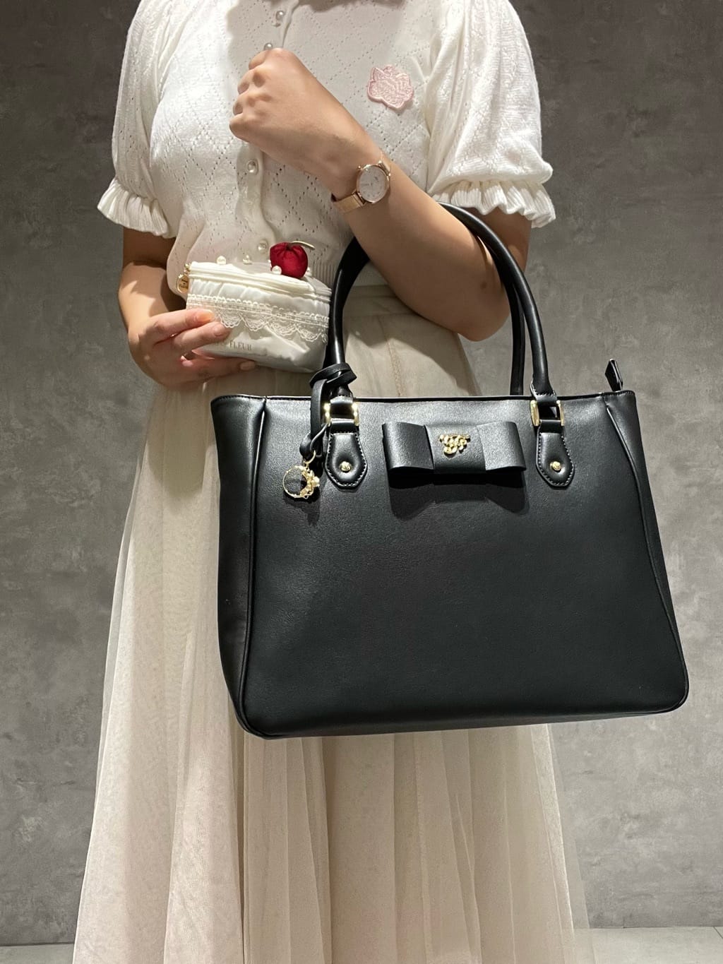 Maison de FLEURのコーディネートを紹介します。｜Rakuten Fashion(楽天ファッション／旧楽天ブランドアベニュー)3054762