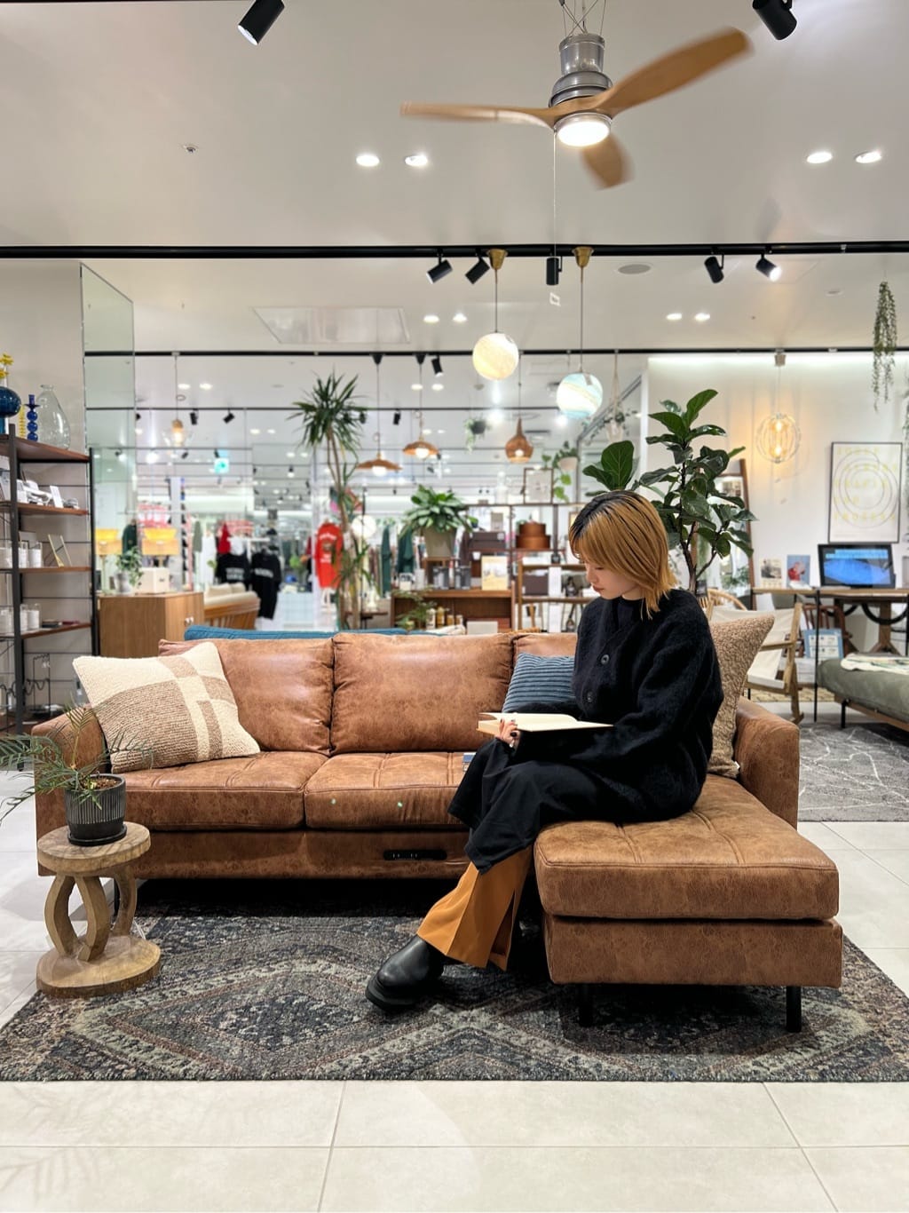 journal standard FurnitureのACME クッションカバー 45x45【AC-07】を使ったコーディネートを紹介します。｜Rakuten Fashion(楽天ファッション／旧楽天ブランドアベニュー)3058626