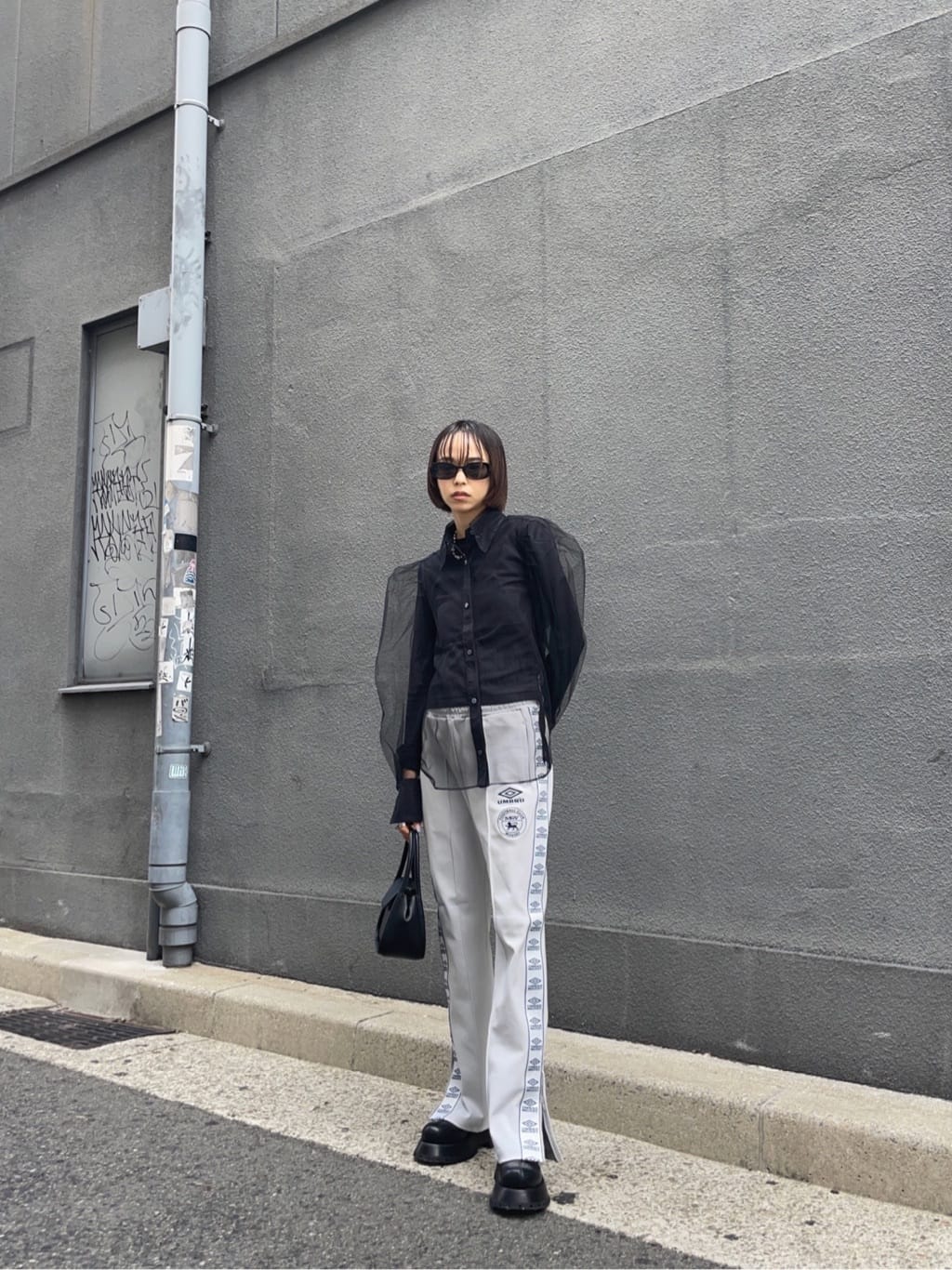 moussyのTULLE LAYERED SHIRT ブラウスを使ったコーディネート