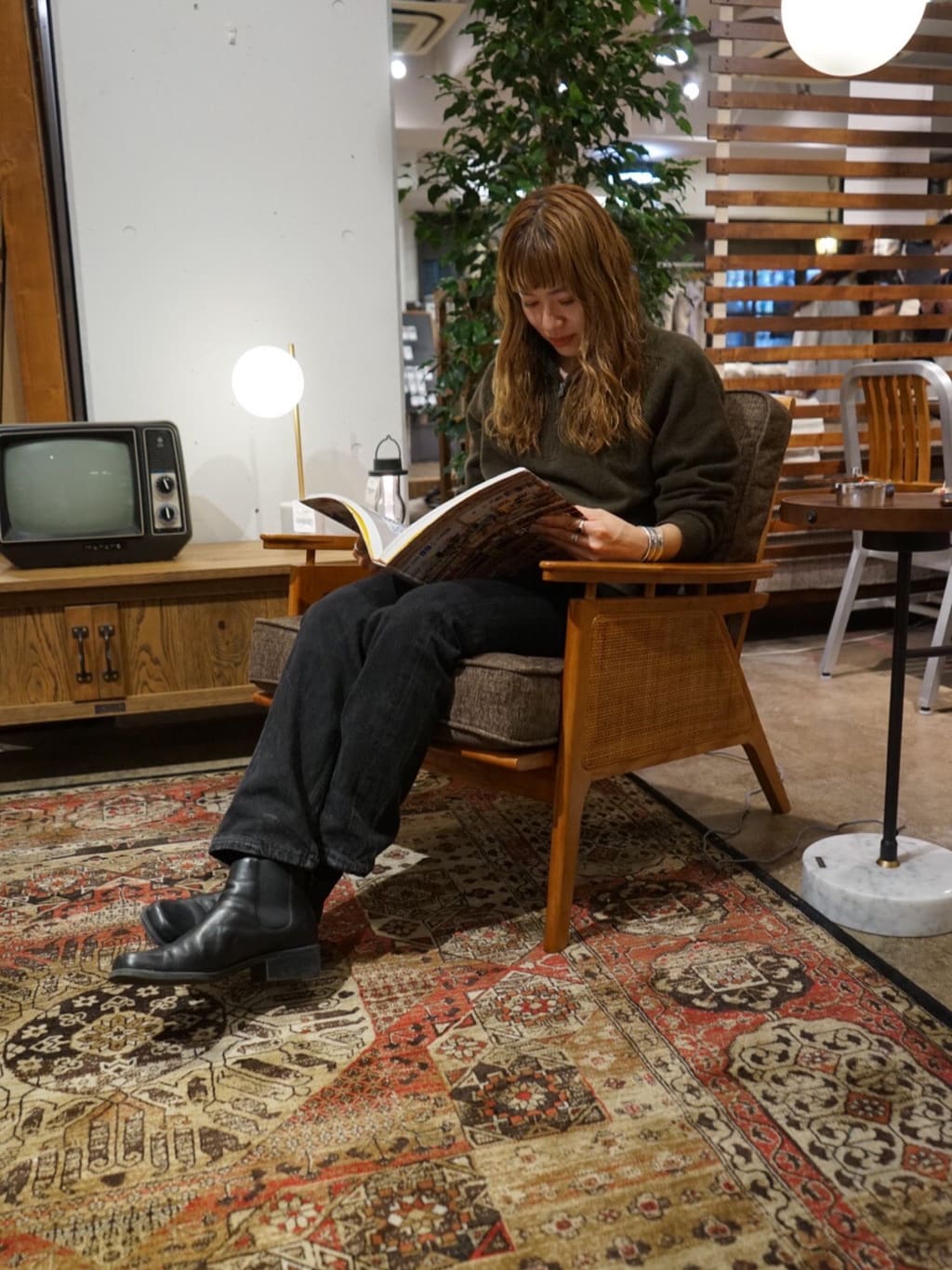 journal standard FurnitureのPO RUG 133*200 ラグを使ったコーディネートを紹介します。｜Rakuten Fashion(楽天ファッション／旧楽天ブランドアベニュー)3064744