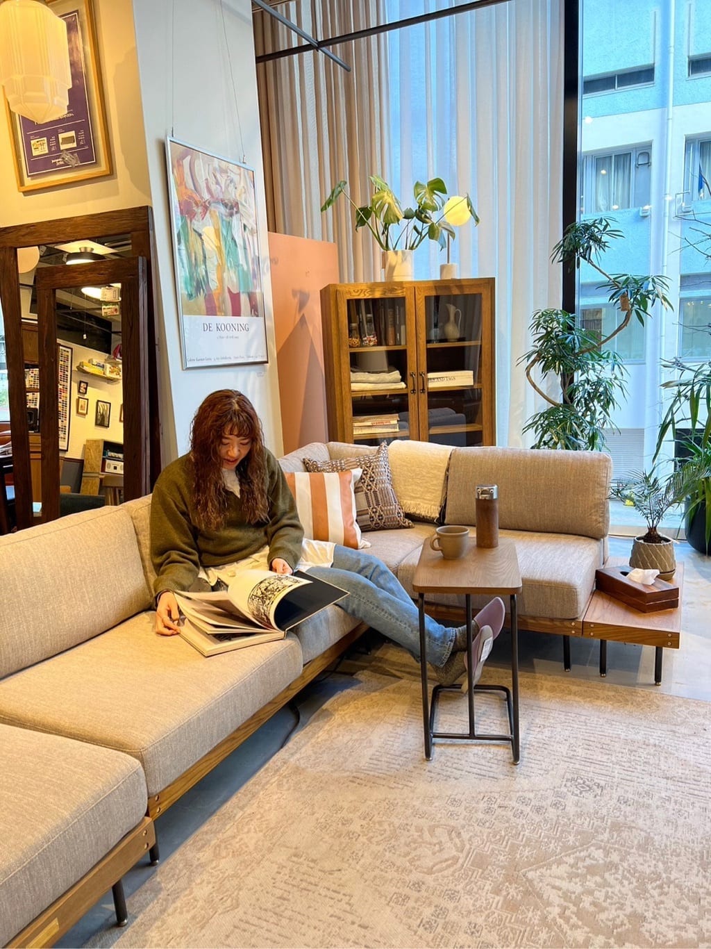journal standard FurnitureのVINE YARD RUG 120x160 バインヤード ラグを使ったコーディネートを紹介します。｜Rakuten Fashion(楽天ファッション／旧楽天ブランドアベニュー)3064762