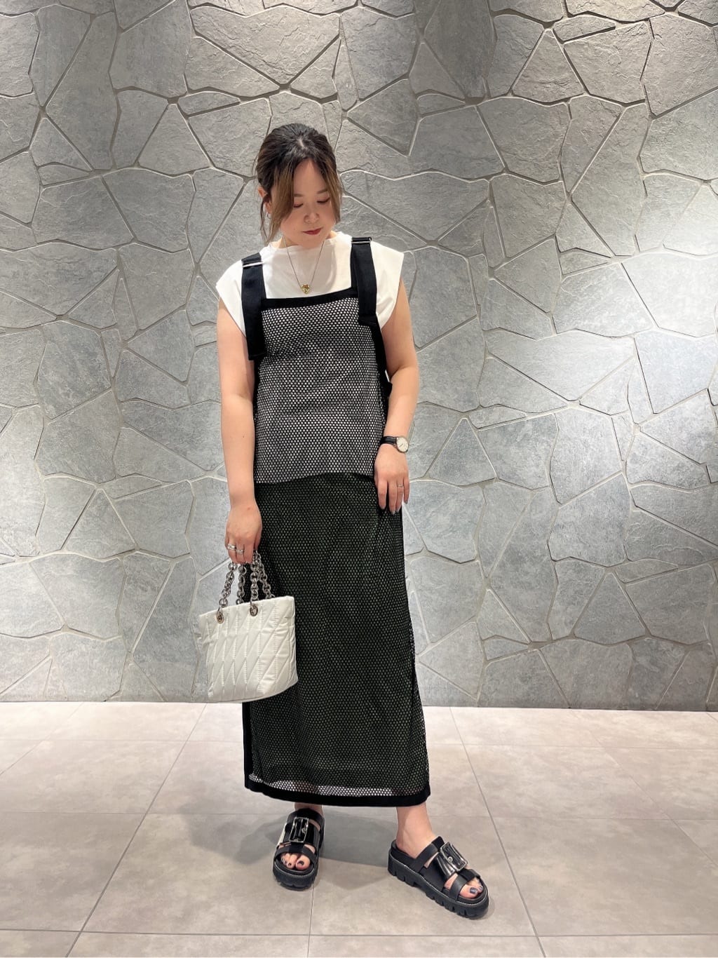 Vinのコーディネートを紹介します。｜Rakuten Fashion(楽天ファッション／旧楽天ブランドアベニュー)3090064