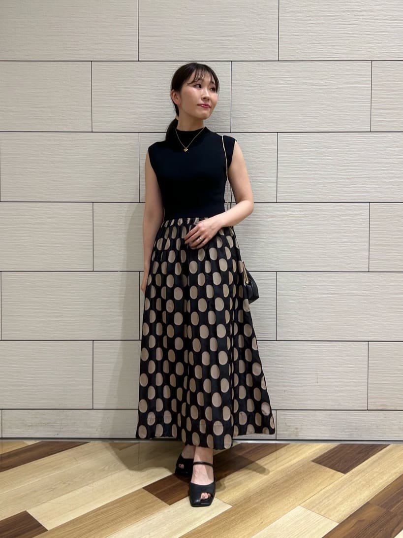 Vinのコーディネートを紹介します。｜Rakuten Fashion(楽天ファッション／旧楽天ブランドアベニュー)3090101