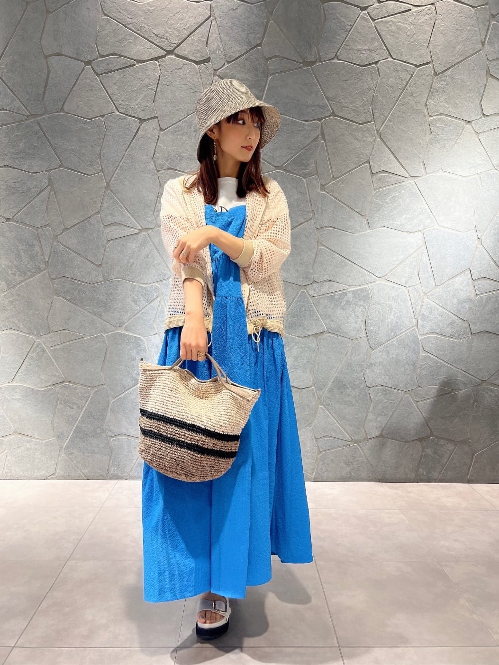 LASUDのコーディネートを紹介します。｜Rakuten Fashion(楽天ファッション／旧楽天ブランドアベニュー)3090110