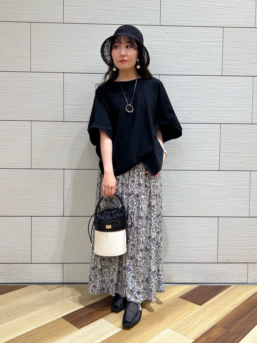 Vinのコーディネートを紹介します。｜Rakuten Fashion(楽天ファッション／旧楽天ブランドアベニュー)3090279