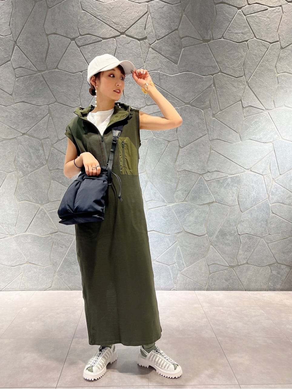 LASUDのコーディネートを紹介します。｜Rakuten Fashion(楽天ファッション／旧楽天ブランドアベニュー)3090378