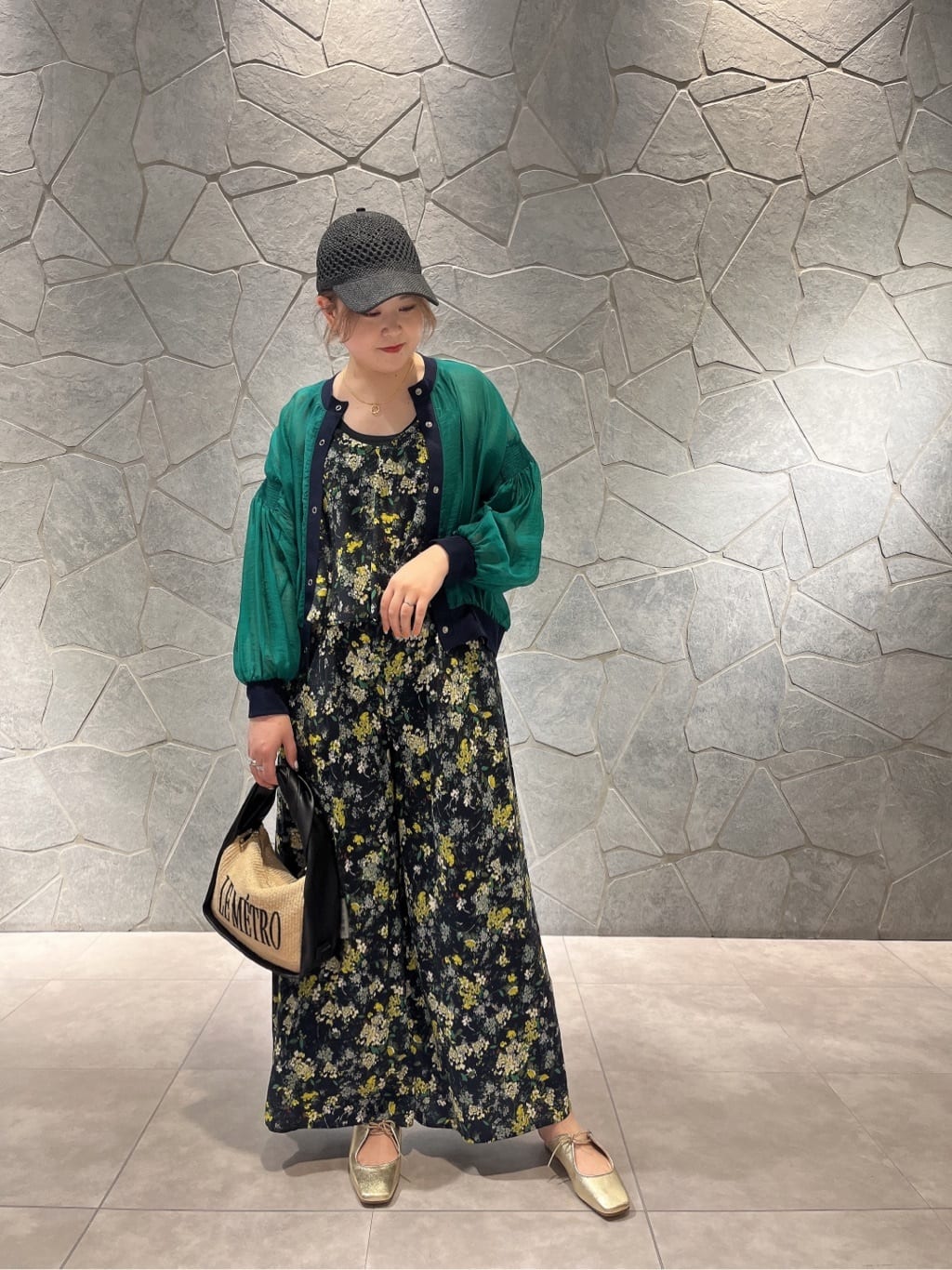 Vinのコーディネートを紹介します。｜Rakuten Fashion(楽天ファッション／旧楽天ブランドアベニュー)3090414