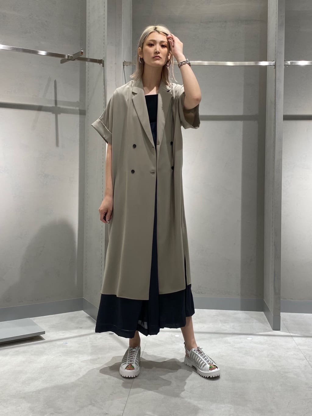 LASUDのコーディネートを紹介します。｜Rakuten Fashion(楽天ファッション／旧楽天ブランドアベニュー)3090445