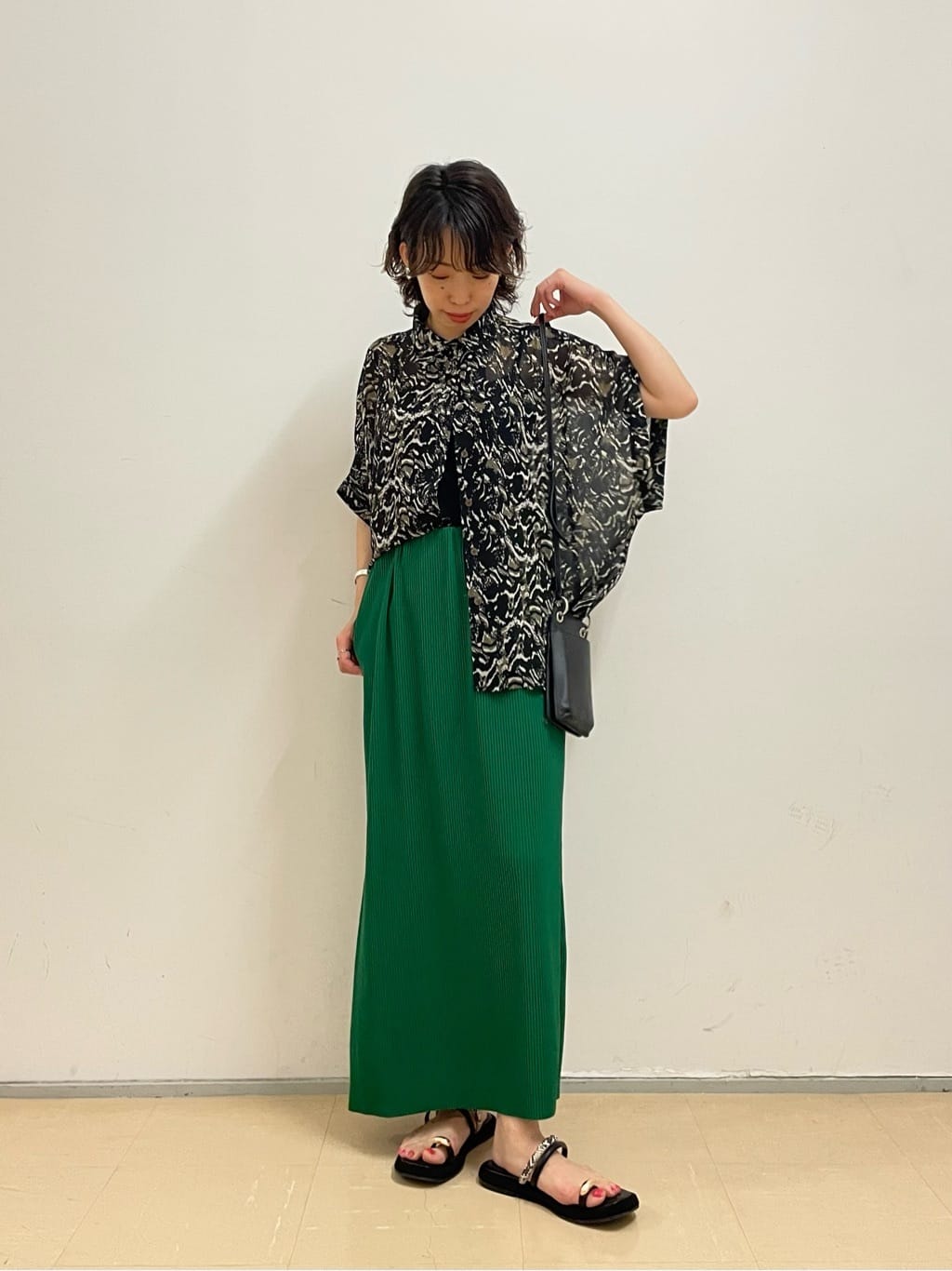 LASUDのコーディネートを紹介します。｜Rakuten Fashion(楽天ファッション／旧楽天ブランドアベニュー)3090456