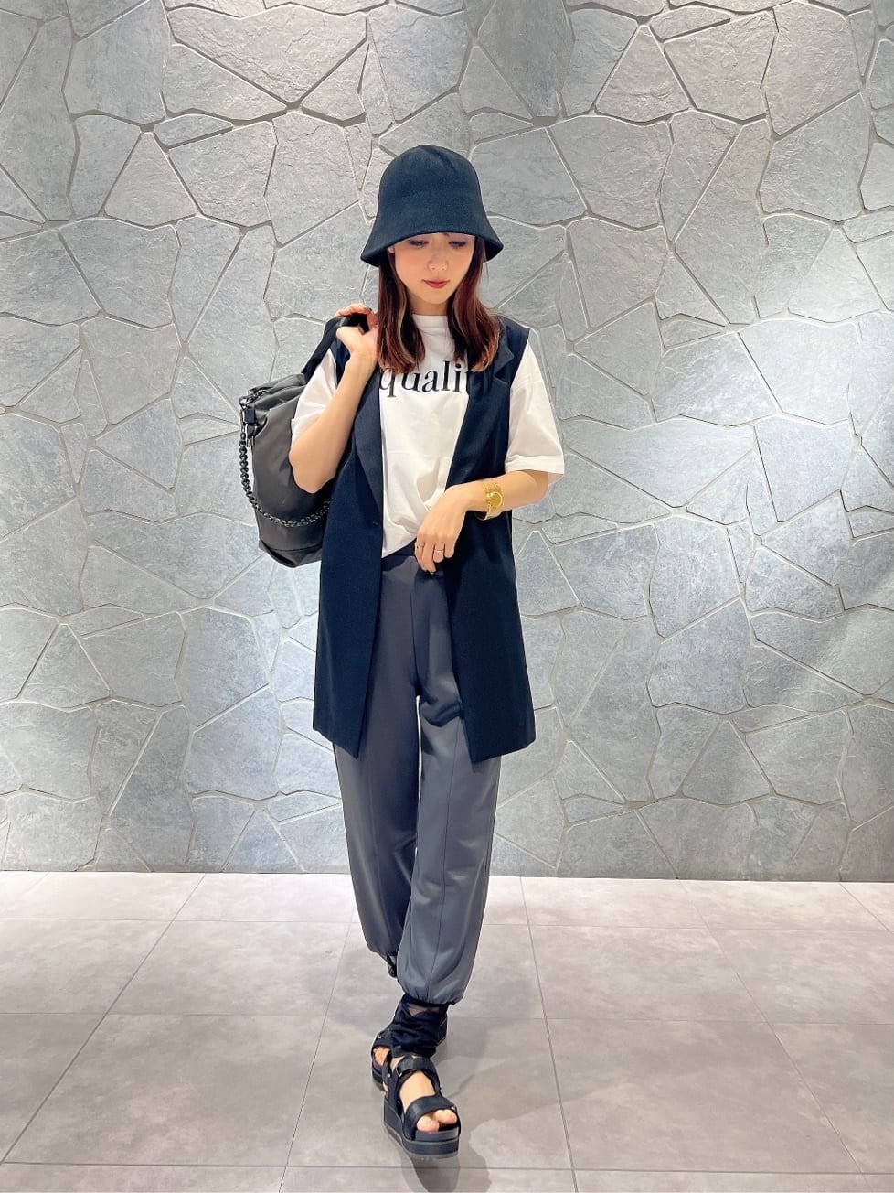 LASUDのコーディネートを紹介します。｜Rakuten Fashion(楽天ファッション／旧楽天ブランドアベニュー)3090643