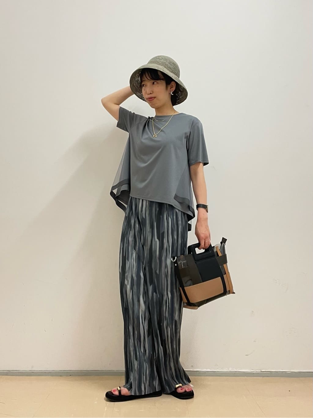 Vinのコーディネートを紹介します。｜Rakuten Fashion(楽天ファッション／旧楽天ブランドアベニュー)3091364