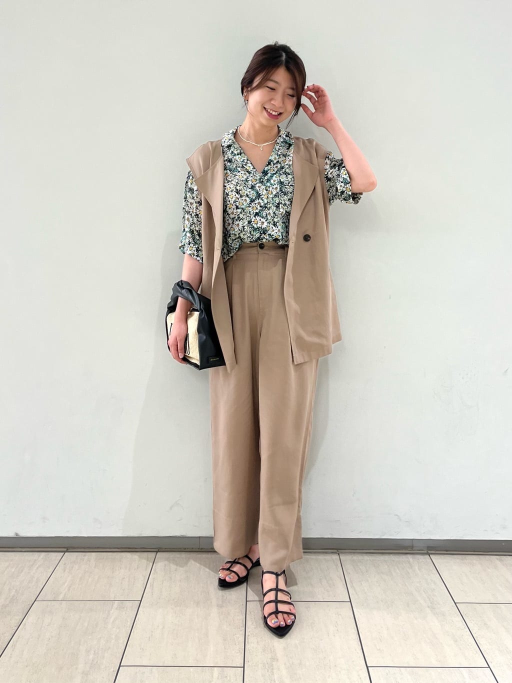 Vinのコーディネートを紹介します。｜Rakuten Fashion(楽天ファッション／旧楽天ブランドアベニュー)3091426