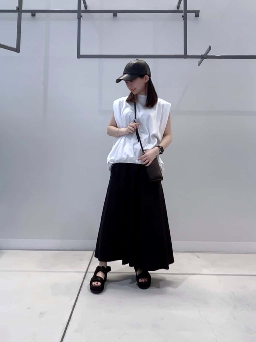 Vinのコーディネートを紹介します。｜Rakuten Fashion(楽天ファッション／旧楽天ブランドアベニュー)3096824