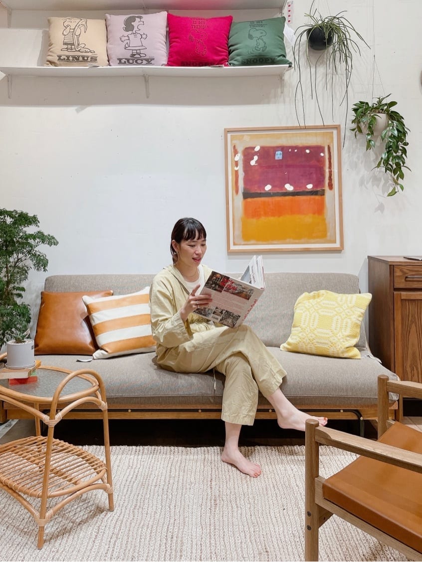 journal standard FurnitureのCUSHION-CHESNUT(中材込) クッションを使ったコーディネートを紹介します。｜Rakuten Fashion(楽天ファッション／旧楽天ブランドアベニュー)3097518
