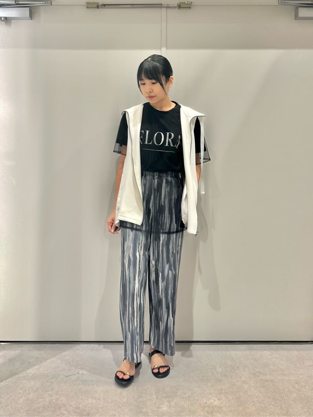 Vinのコーディネートを紹介します。｜Rakuten Fashion(楽天ファッション／旧楽天ブランドアベニュー)3097532