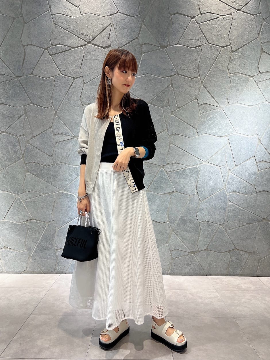 LASUDのコーディネートを紹介します。｜Rakuten Fashion(楽天ファッション／旧楽天ブランドアベニュー)3097794