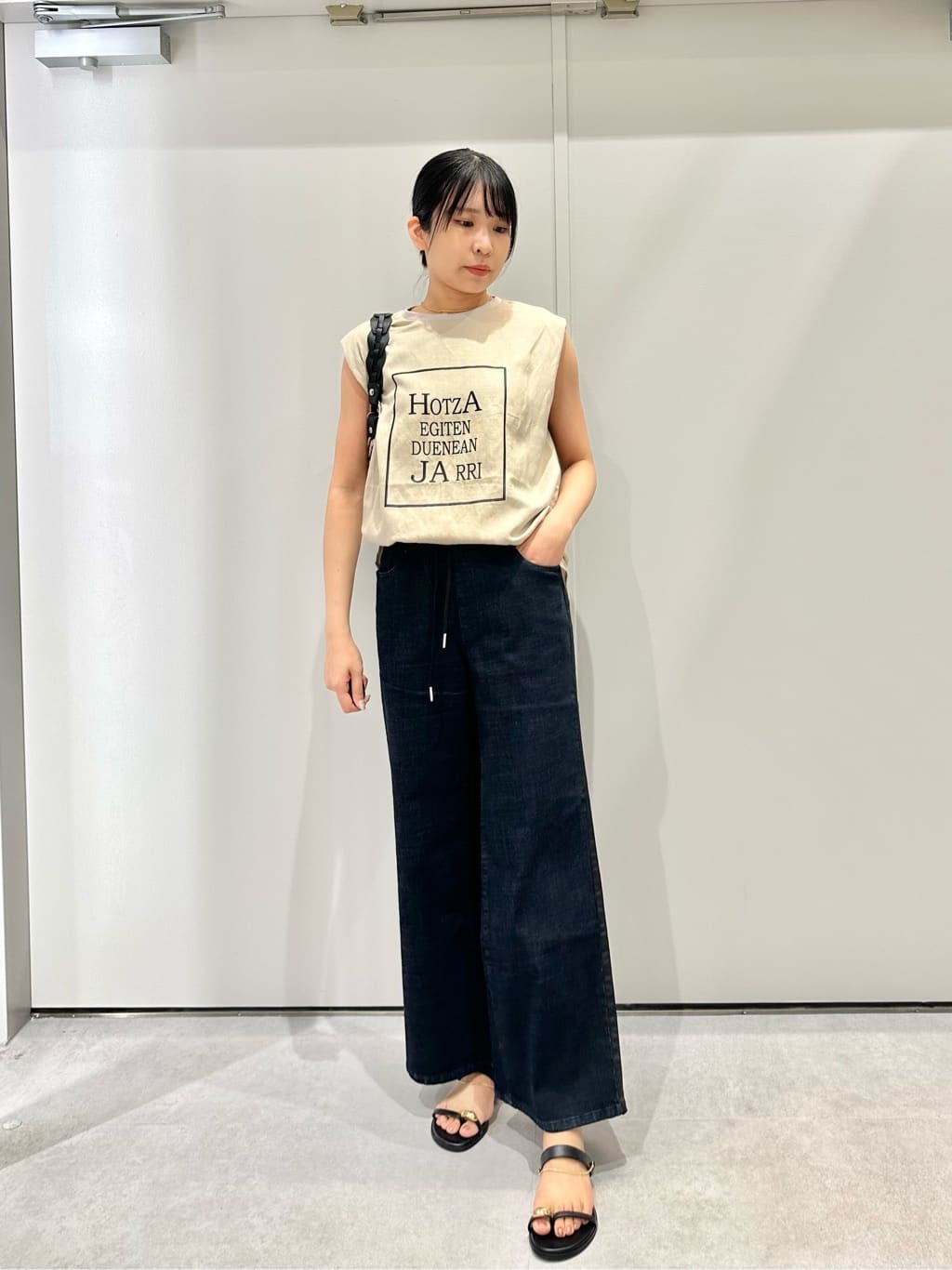 Vinのコーディネートを紹介します。｜Rakuten Fashion(楽天ファッション／旧楽天ブランドアベニュー)3101155