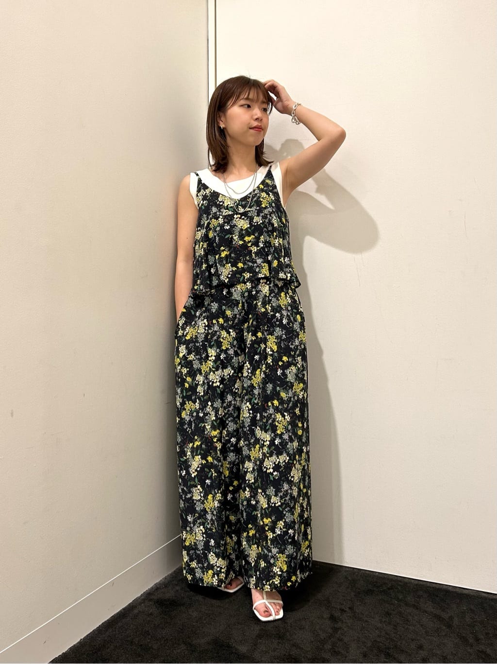 Vinのコーディネートを紹介します。｜Rakuten Fashion(楽天ファッション／旧楽天ブランドアベニュー)3102333