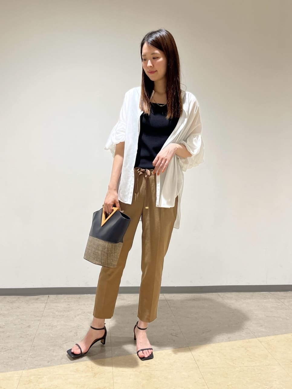 Vinのコーディネートを紹介します。｜Rakuten Fashion(楽天ファッション／旧楽天ブランドアベニュー)3105037