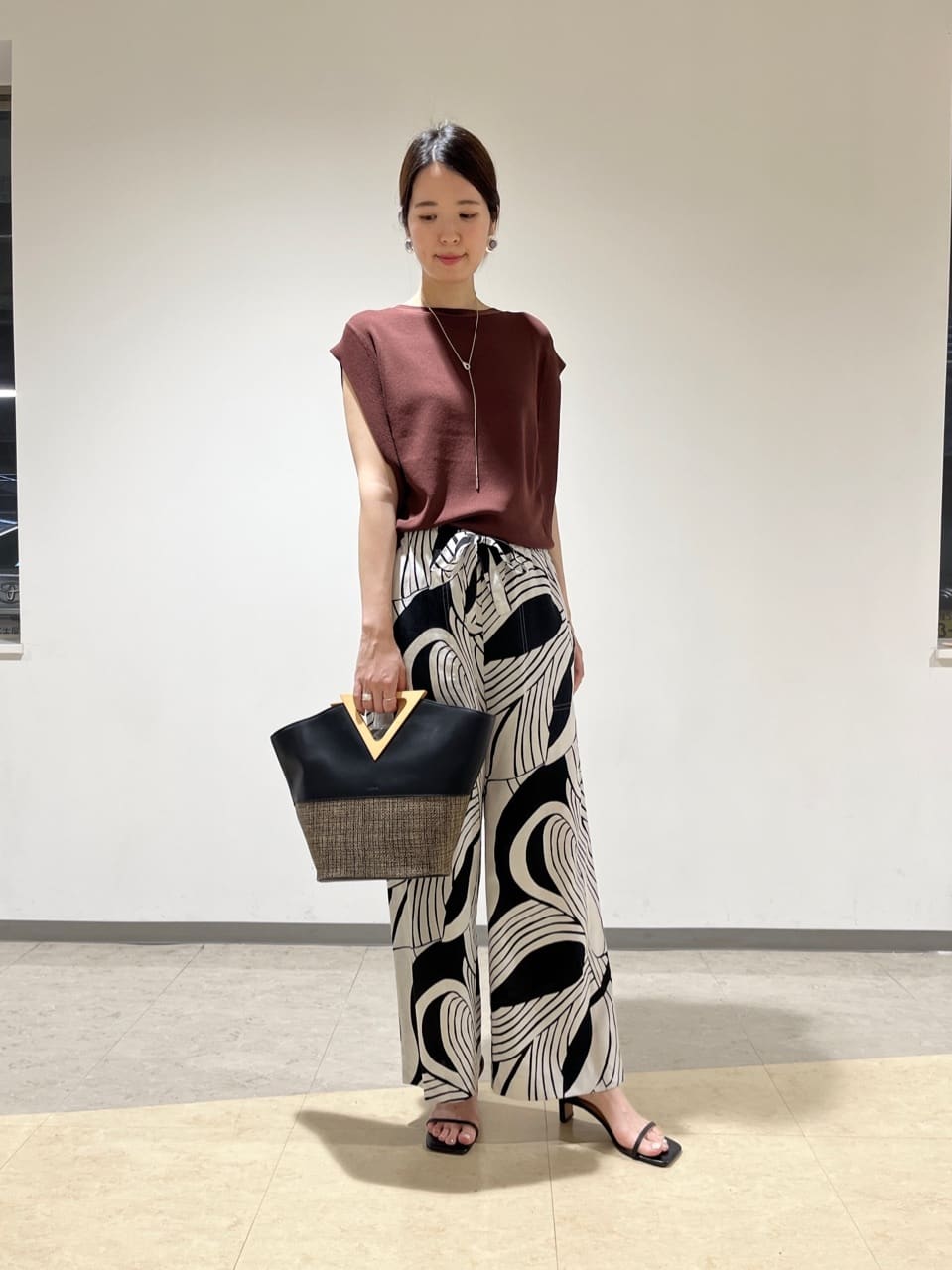 LASUDのコーディネートを紹介します。｜Rakuten Fashion(楽天ファッション／旧楽天ブランドアベニュー)3106046