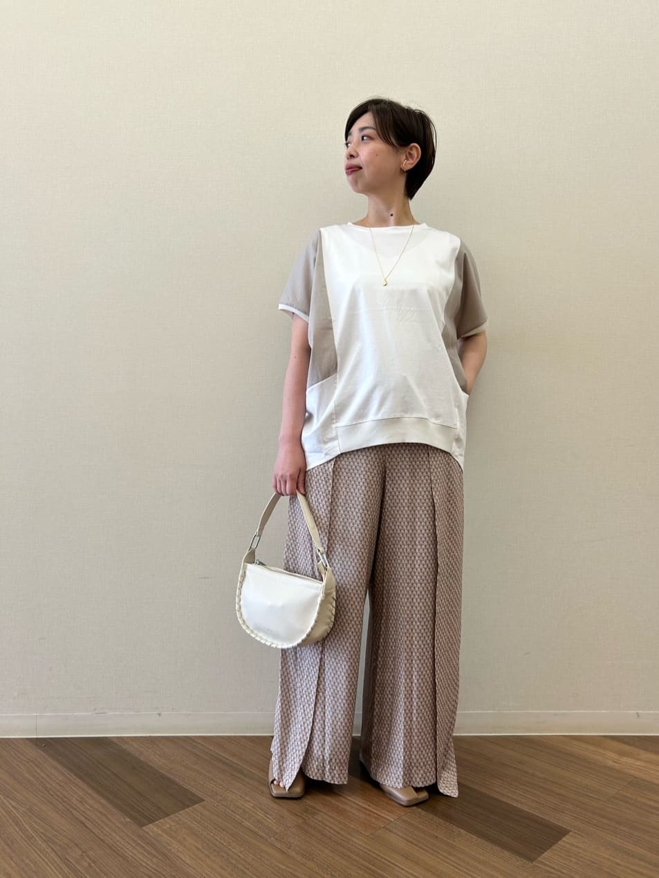 Vinのコーディネートを紹介します。｜Rakuten Fashion(楽天ファッション／旧楽天ブランドアベニュー)3113453