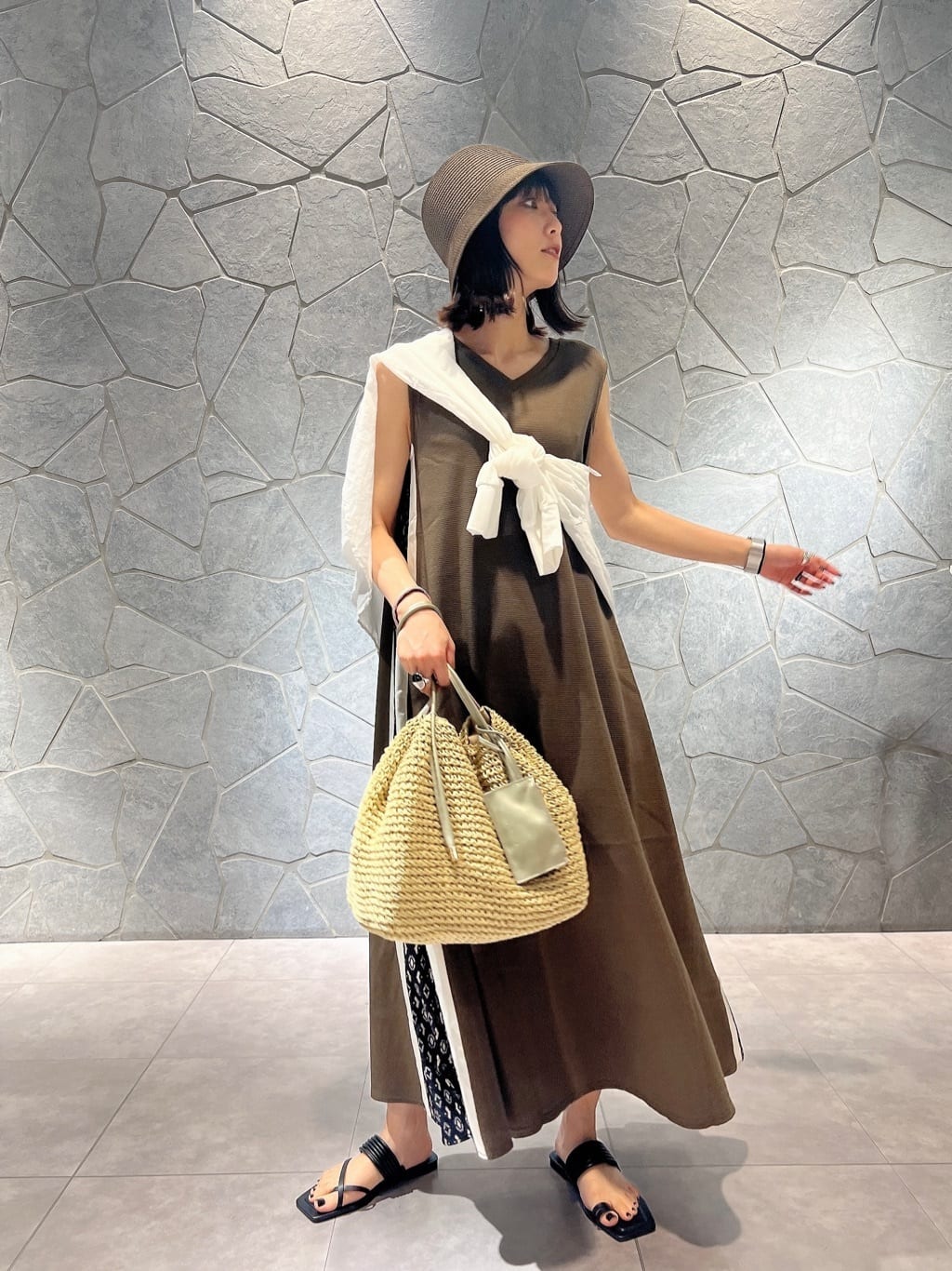 Vinのコーディネートを紹介します。｜Rakuten Fashion(楽天ファッション／旧楽天ブランドアベニュー)3113498