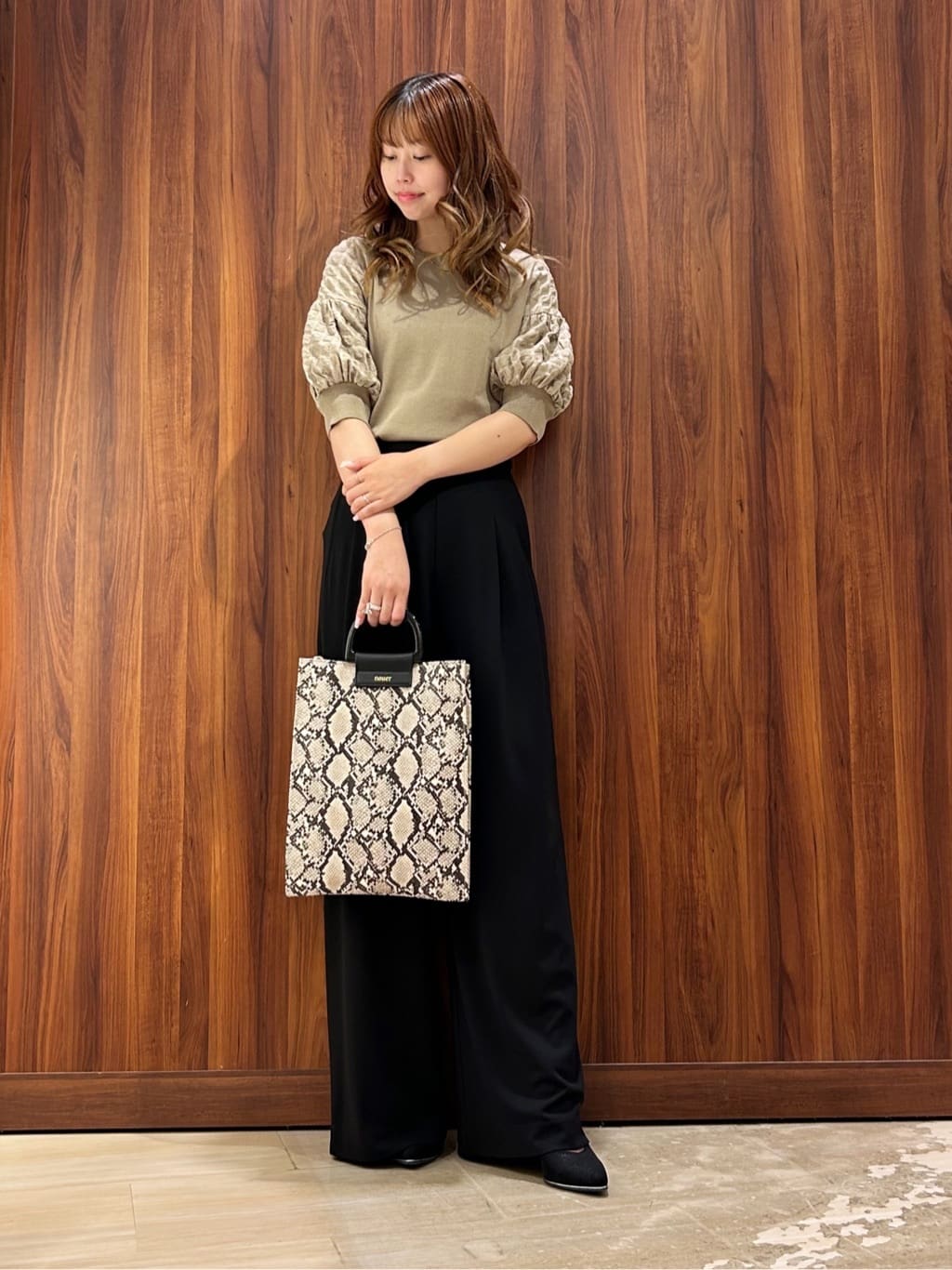 Vinのコーディネートを紹介します。｜Rakuten Fashion(楽天ファッション／旧楽天ブランドアベニュー)3115832