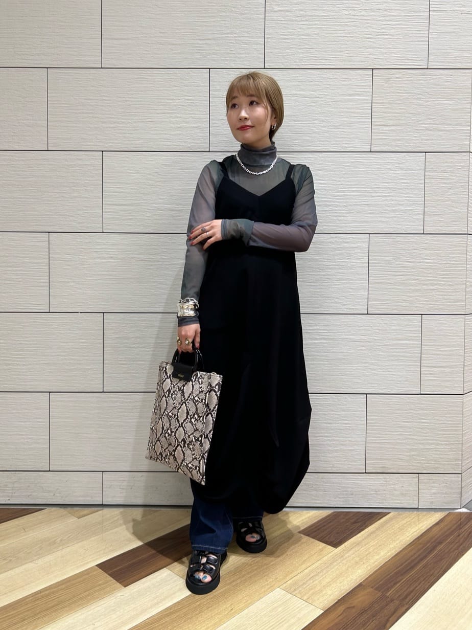 LASUDのコーディネートを紹介します。｜Rakuten Fashion(楽天ファッション／旧楽天ブランドアベニュー)3117024