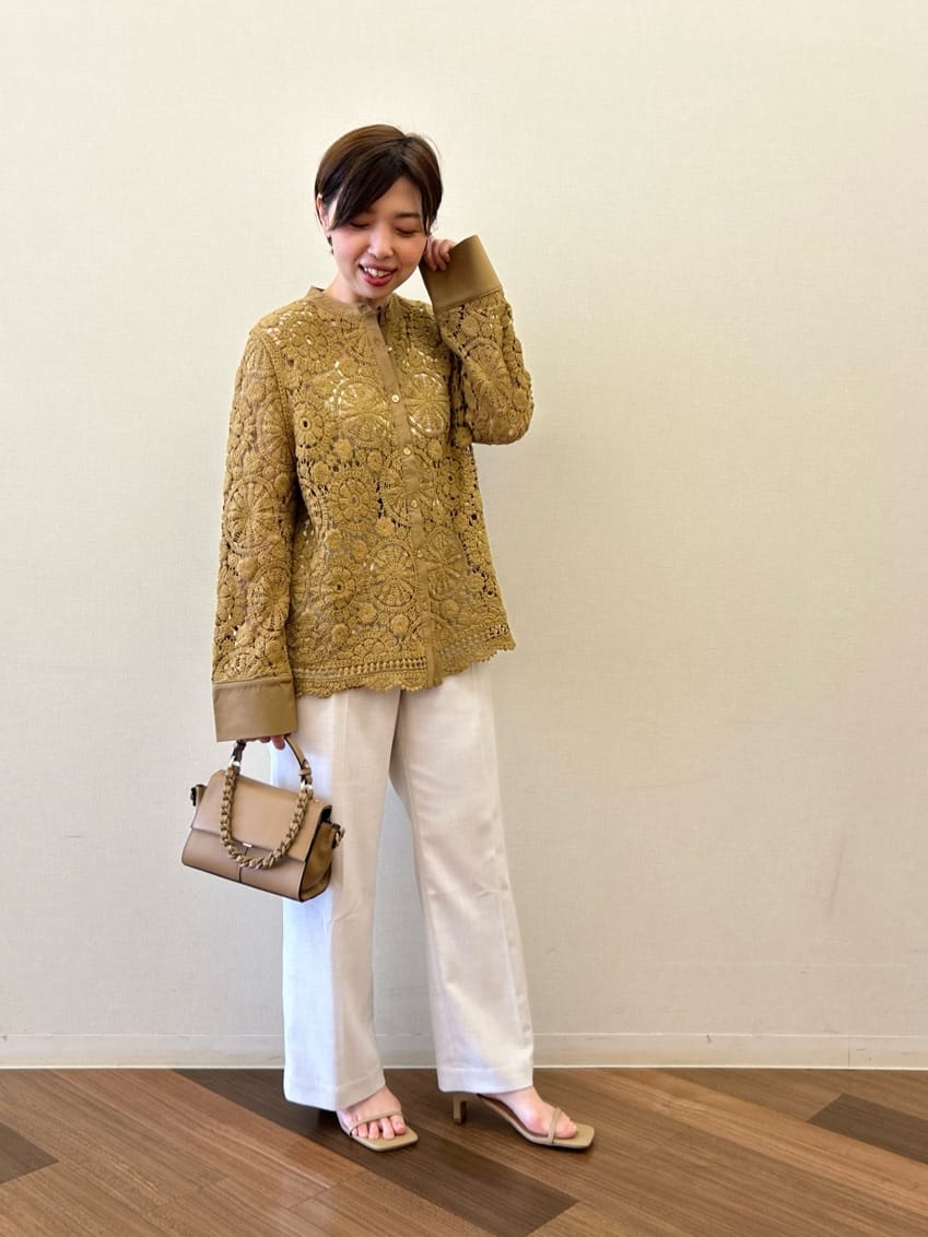 Vinのタックリネンワイドパンツを使ったコーディネートを紹介します。｜Rakuten Fashion(楽天ファッション／旧楽天ブランドアベニュー)3117567