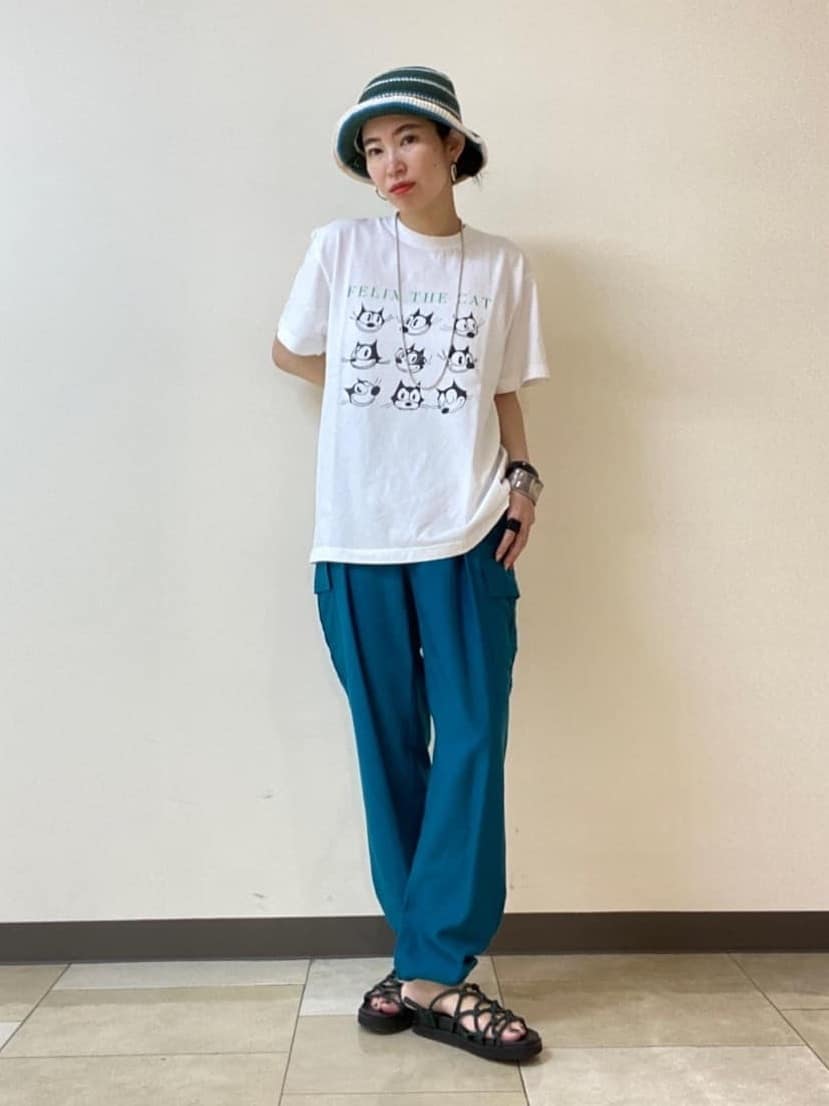 UNITED ARROWS LTD. OUTLETのツイルカーゴパンツ 23SS -ウォッシャブル-を使ったコーディネート | Rakuten  Fashion(楽天ファッション／旧楽天ブランドアベニュー)3119526