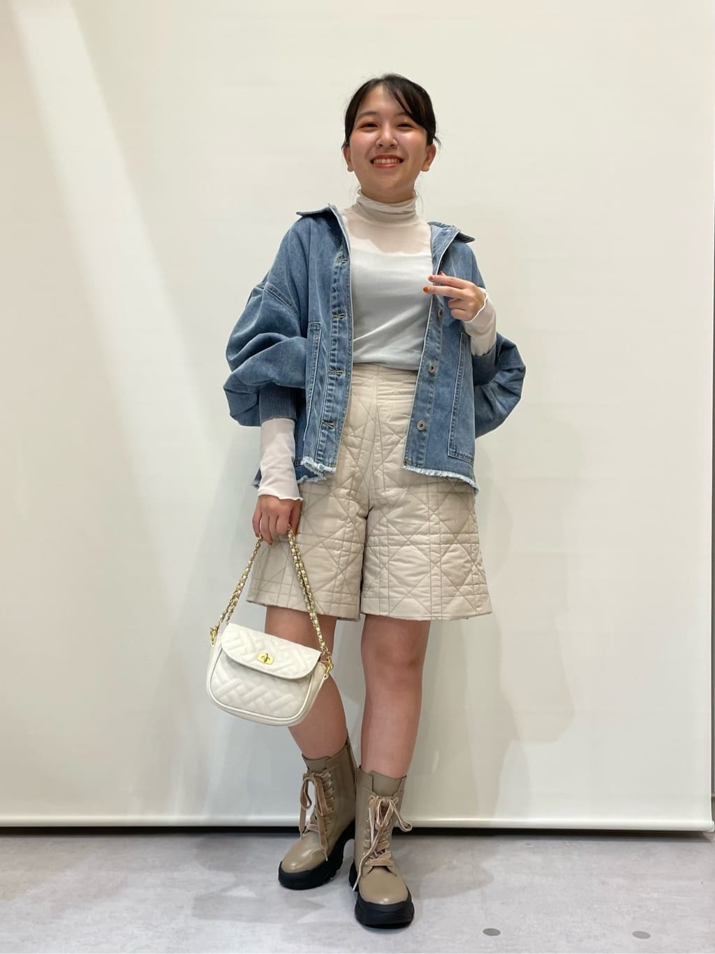 Vinのコーディネートを紹介します。｜Rakuten Fashion(楽天ファッション／旧楽天ブランドアベニュー)3131559