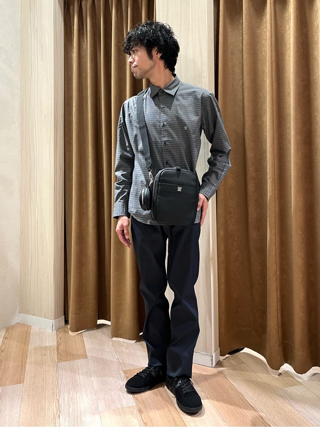 TAKEO KIKUCHIのポプリン チェック シャツを使ったコーディネートを紹介します。｜Rakuten Fashion(楽天ファッション／旧楽天ブランドアベニュー)3139699